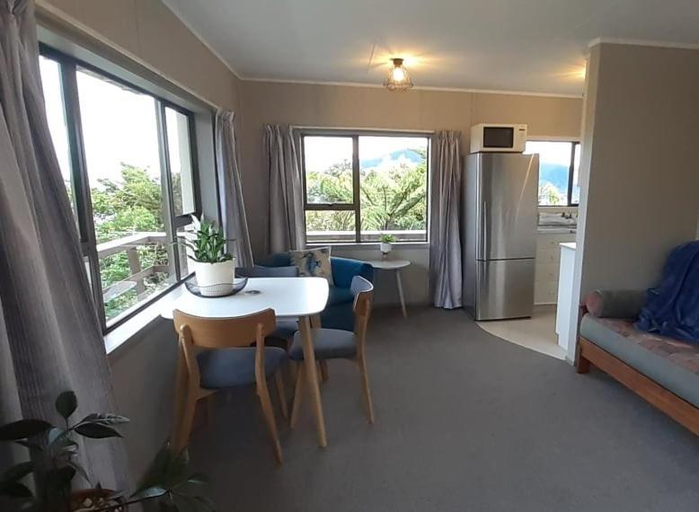 Paku Peak Ocean View Apartment タイルア エクステリア 写真